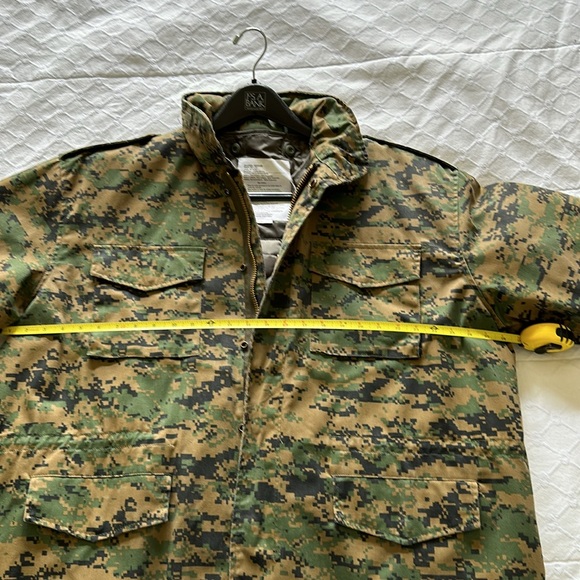 Rothco Woodland Digital M-65 Field Jacket Size 2XL - Picture 6 of 7